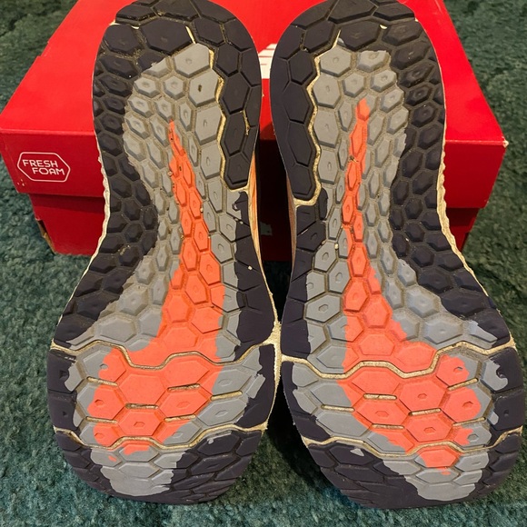 New Balance 1080 - Picture 4 of 9